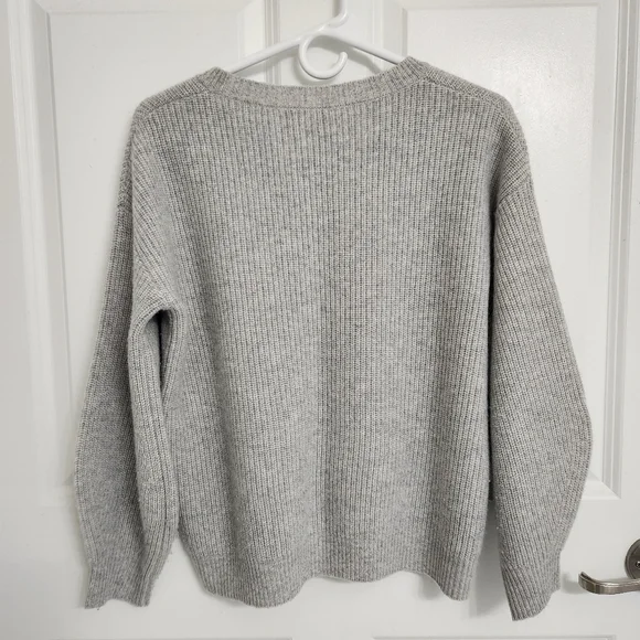The Curated - The Chunky Crew Cashmere Sweater - Picture 2 of 4